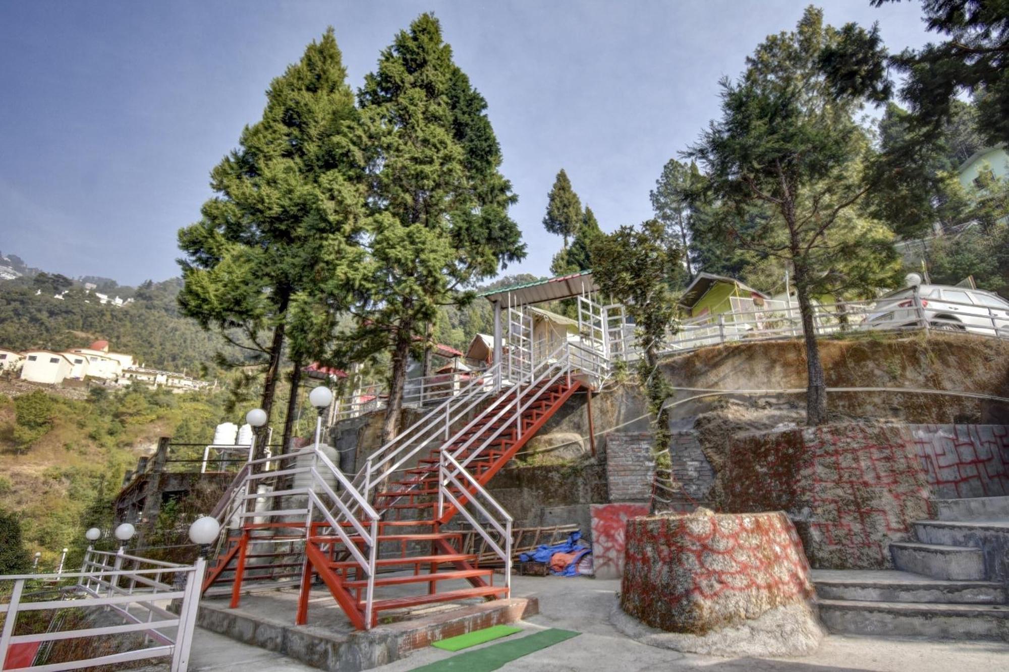 Hotel O Pine Tree Масурі Екстер'єр фото