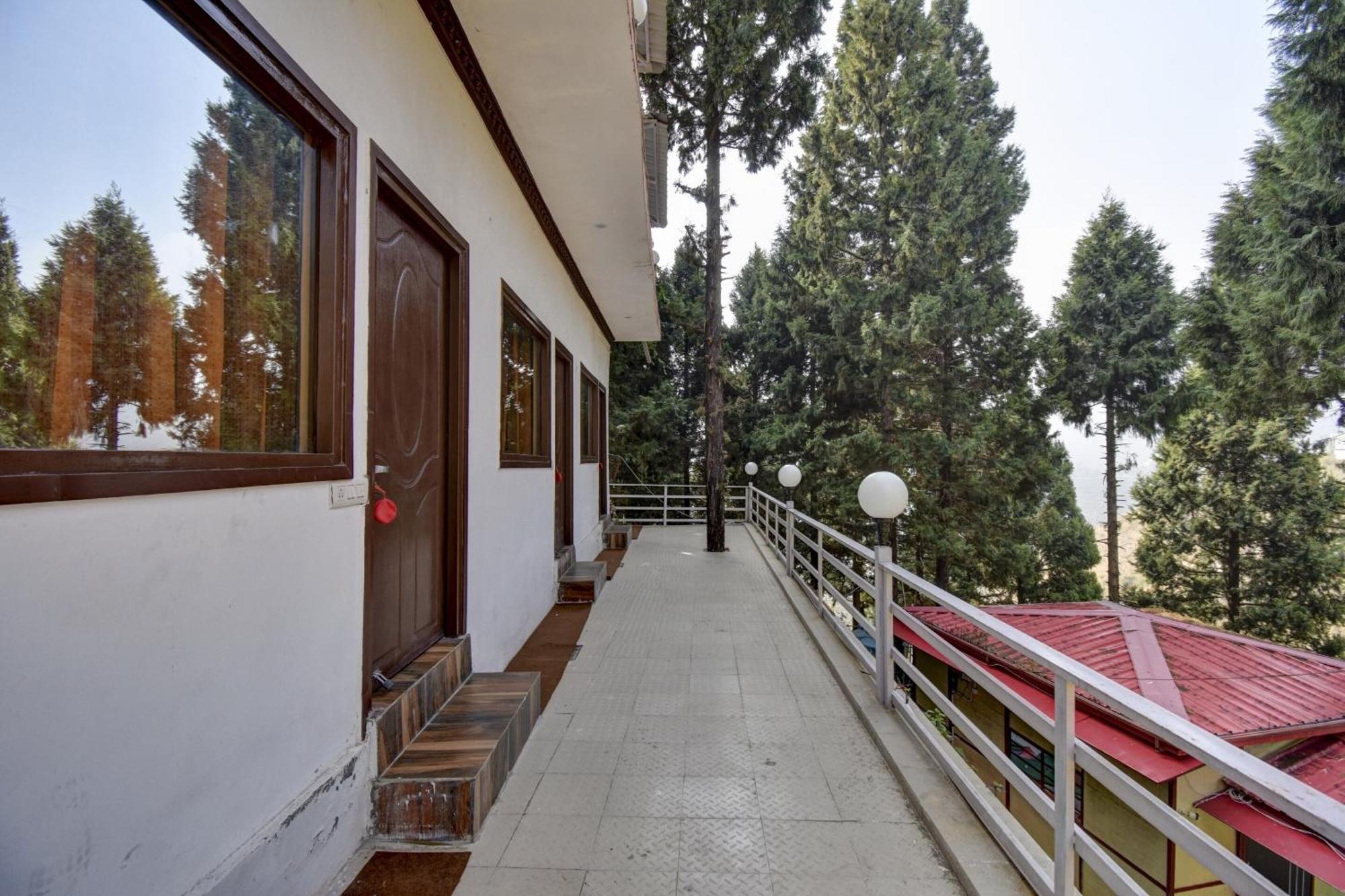 Hotel O Pine Tree Масурі Екстер'єр фото